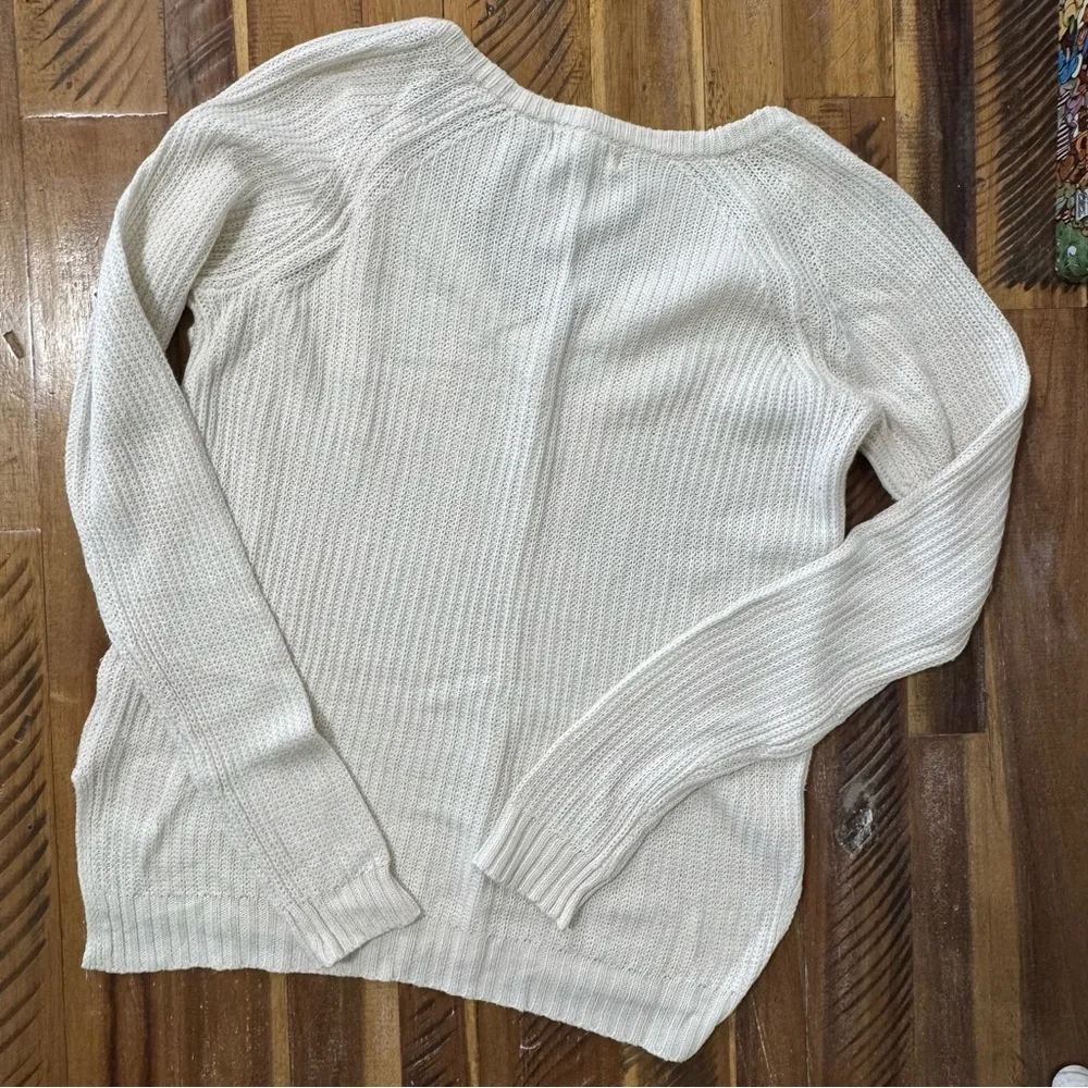 SO Cream Knitted Long Sleeve V Neck Sweatshirt - Picture 4 of 9